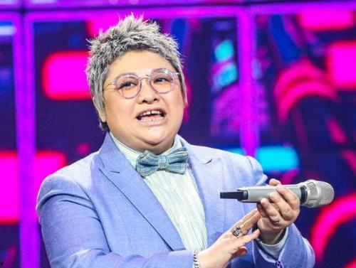 明星谈韩红,韩红慈善事业背后的感人故事