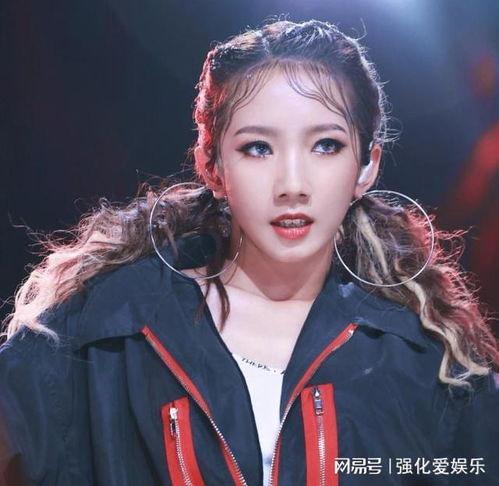 本明星壁纸,本明星壁纸下的梦幻世界